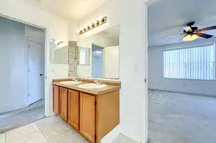 2645 Rolling Broak Dr, Orlando, FL 32837 - Photo 48