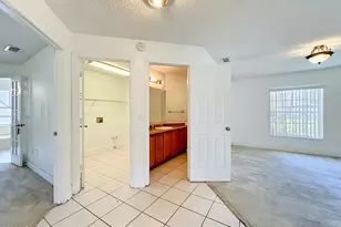 2645 Rolling Broak Dr, Orlando, FL 32837 - Photo 24