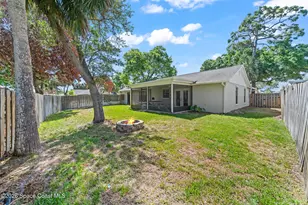 2280 Plantation Dr, Melbourne, FL 32935 - Photo 40