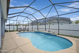 4725 Hebron Dr, Merritt Island, FL 32953 - Photo 4