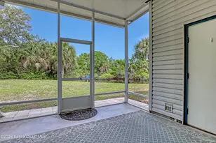 4881 Lake Waterford Way W, Melbourne, FL 32901 - Photo 24