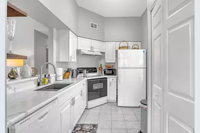 4881 Lake Waterford Way W #3-208, Melbourne, FL 32901 - Photo 12