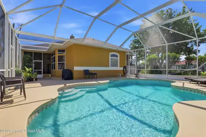 346 Carmel Drive, Melbourne, FL 32940 - Photo 2