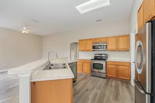 328 Hammonton St SW, Palm Bay, FL 32908 - Photo 8