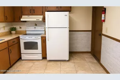 458 Borraclough Avenue NW, Palm Bay, FL 32907 - Photo 6