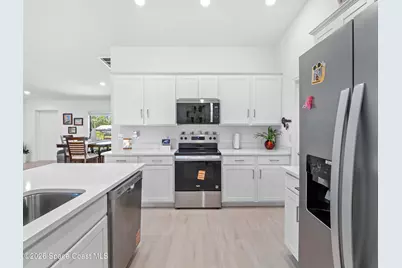 2561 Harbison Avenue SW, Palm Bay, FL 32908 - Photo 16