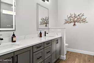 1845 Market Cir NE, Palm Bay, FL 32905 - Photo 20