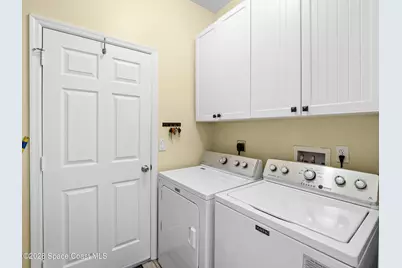 319 Gardendale Circle SE, Palm Bay, FL 32909 - Photo 34