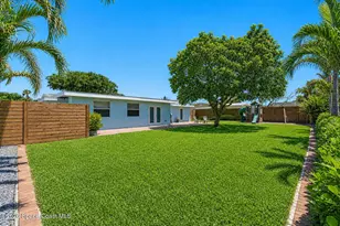 125 W Gadsden Ln, Cocoa Beach, FL 32931 - Photo 4