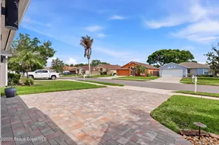 8607 Mizell Dr, Melbourne, FL 32940 - Photo 10
