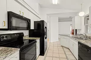 146 Oakcrest Ave NE, Palm Bay, FL 32907 - Photo 10