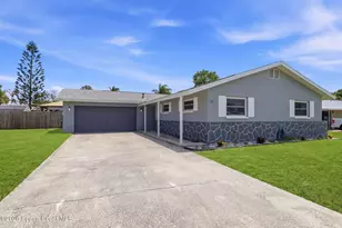 591 Sacre Coeur Dr, Melbourne, FL 32935 - Photo 18