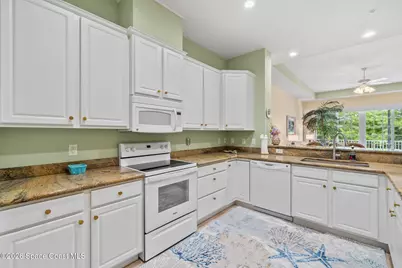 2340 Water Oaks Lane #223, Vero Beach, FL 32962 - Photo 12