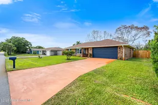 1961 Bradway St NE, Palm Bay, FL 32905 - Photo 8