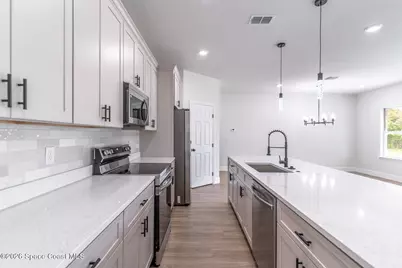 983 Pace Drive NW, Palm Bay, FL 32907 - Photo 6