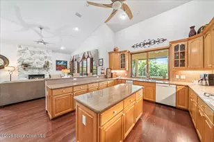 3706 Secluded Oak Ct, Melbourne, FL 32934 - Photo 8