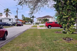 1735 E Central Ave, Merritt Island, FL 32952 - Photo 1