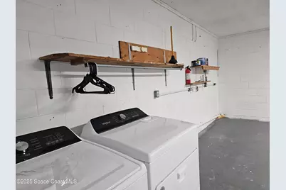 1735 E Central Avenue, Merritt Island, FL 32952 - Photo 12