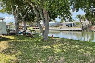 735 Jacaranda St, Merritt Island, FL 32952 - Photo 2