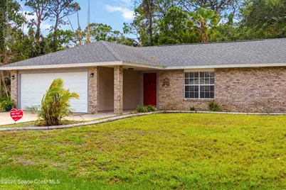 582 Sea Crest Avenue SW, Palm Bay, FL 32908 - Photo 4