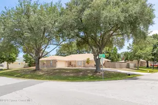 380 Narragansett St NE, Palm Bay, FL 32907 - Photo 2