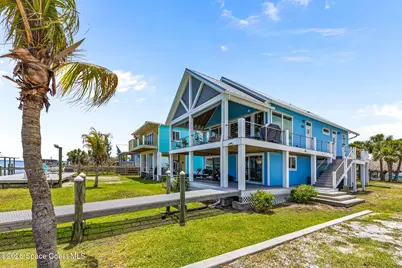 18 Vip Island #B, Grant-Valkaria, FL 32949 - Photo 2
