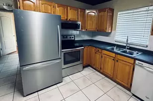 818 Orange St, Melbourne, FL 32935 - Photo 2