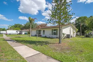 268 SW Lucero Dr, Port Saint Lucie, FL 34983 - Photo 2
