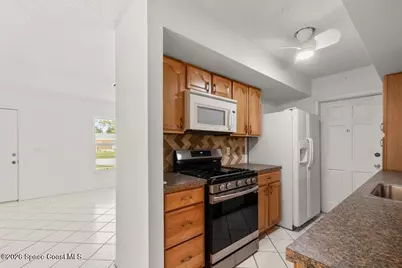 268 SW Lucero Drive, Port Saint Lucie, FL 34983 - Photo 10