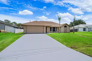 413 Lisa Rd NE, Palm Bay, FL 32907 - Photo 2