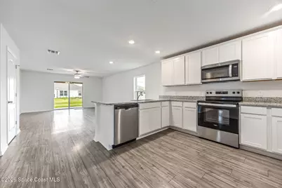 539 Hamwood Street SW, Palm Bay, FL 32908 - Photo 18