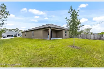 543 Lafayette Street SW, Palm Bay, FL 32908 - Photo 4