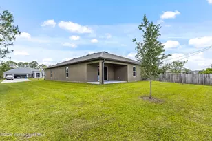 543 Lafayette St SW, Palm Bay, FL 32908 - Photo 4