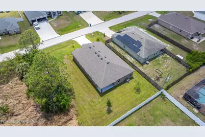 543 Lafayette Street SW, Palm Bay, FL 32908 - Photo 12
