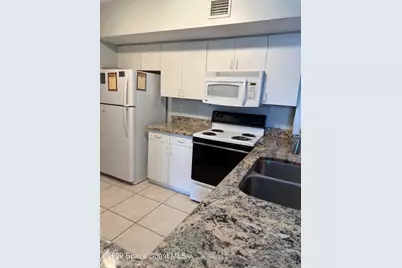 1550 S 42nd Circle #202, Vero Beach, FL 32967 - Photo 1