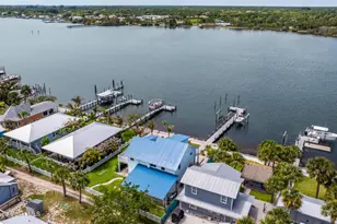 17 Vip Is, Grant-Valkaria, FL 32949 - Photo 4