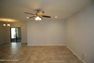 903 Musgrass Cir, West Melbourne, FL 32904 - Photo 10