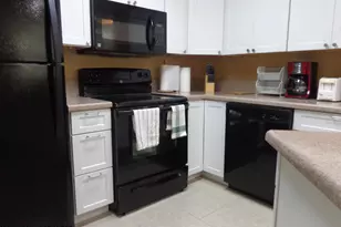 8401 N Atlantic Ave, Cape Canaveral, FL 32920 - Photo 2