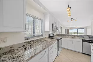555 Jackson Ave, Cape Canaveral, FL 32920 - Photo 12