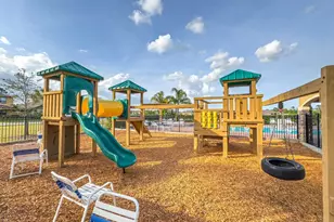 714 Old Country Rd S E, Palm Bay, FL 32909 - Photo 12