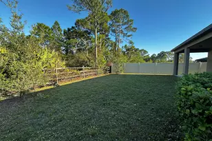 714 Old Country Rd S E, Palm Bay, FL 32909 - Photo 10