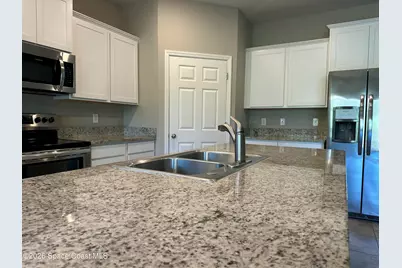 714 Old Country Road South E, Palm Bay, FL 32909 - Photo 2