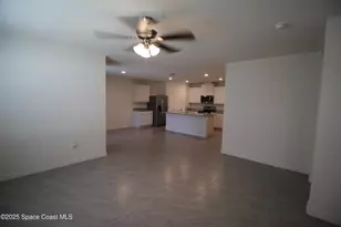 4887 Barr St, Melbourne, FL 32904 - Photo 4