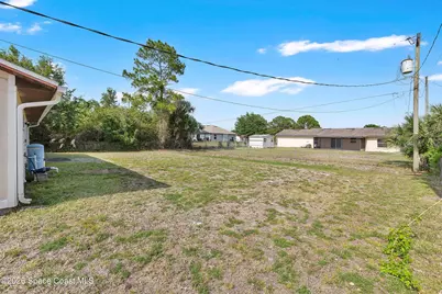 587 Tasco Avenue SW, Palm Bay, FL 32908 - Photo 18