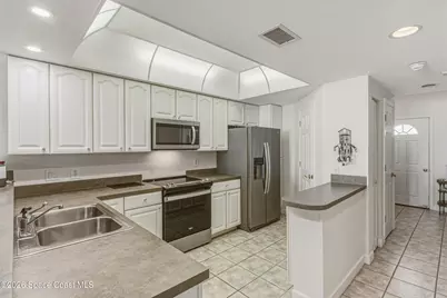 50 11th Avenue #302, Indialantic, FL 32903 - Photo 12