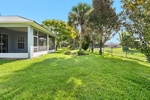 107 Larchmont Terrace W, Sebastian, FL 32958 - Photo 36