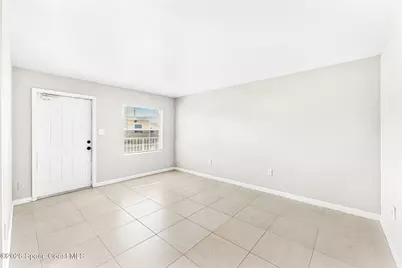 130 Roosevelt Avenue #204, Satellite Beach, FL 32937 - Photo 2