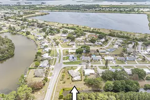 901 Beach Ln, Sebastian, FL 32958 - Photo 34