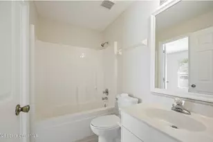 2082 Foxwood Dr, Melbourne, FL 32935 - Photo 10
