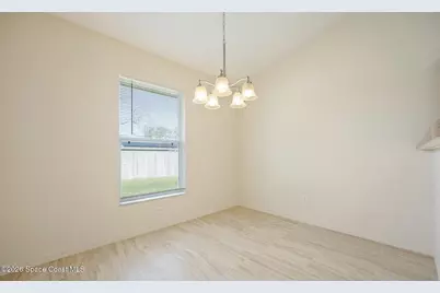 2082 Foxwood Drive, Melbourne, FL 32935 - Photo 6